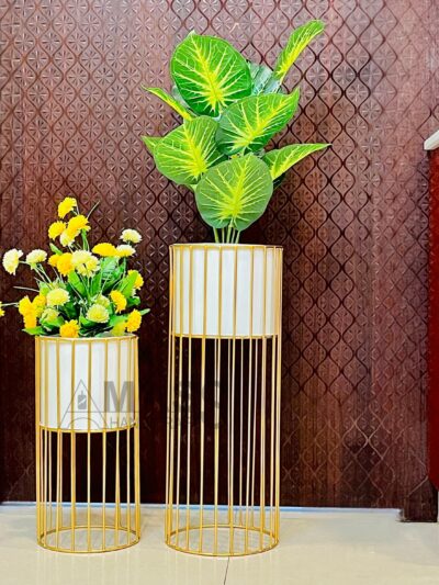 White Modern Metal Plant Stand - Front View